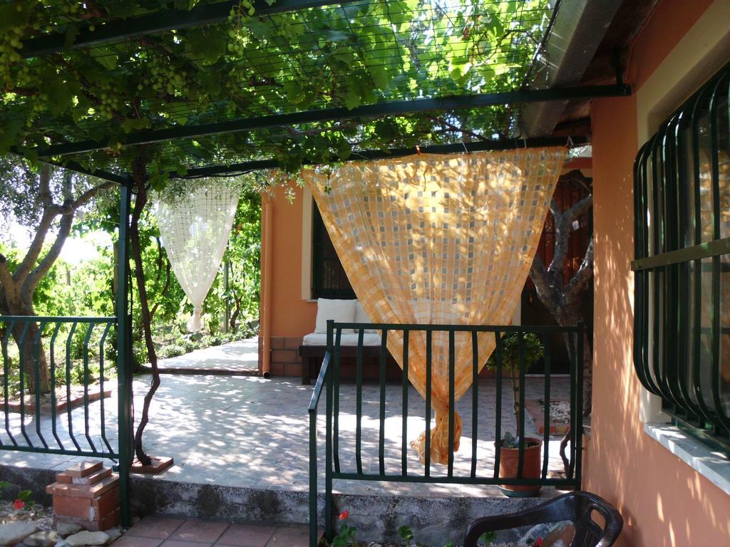 Villa Il Vigneto Gaggi Esterno foto